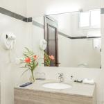 Deluxe Double Room Lake View