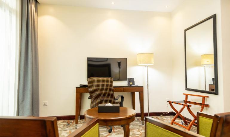 Deluxe Double Room Lake View